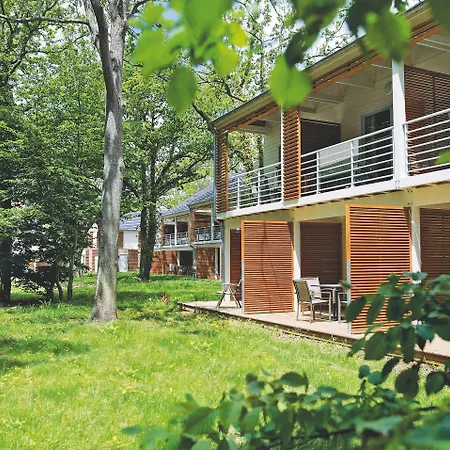 Pierre & Le Domaine Du Bois De La Gree Apart-hotel 3*