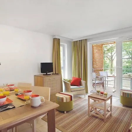Pierre & Le Domaine Du Bois De La Gree 3*
