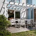 Pierre & Le Domaine Du Bois De La Gree Hotel apartamentowy 3*