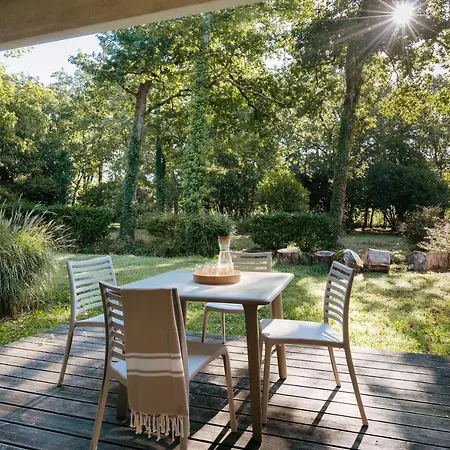 Pierre & Le Domaine Du Bois De La Gree