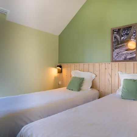Aparthotel Pierre & Le Domaine Du Bois De La Gree 3*