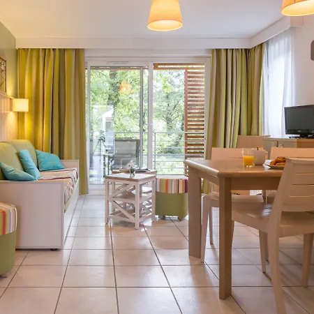 Pierre & Le Domaine Du Bois De La Gree Aparthotel