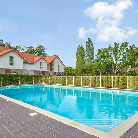 Hotel apartamentowy Pierre & Le Domaine Du Bois De La Gree 3*