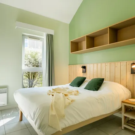 Hotel apartamentowy Pierre & Le Domaine Du Bois De La Gree