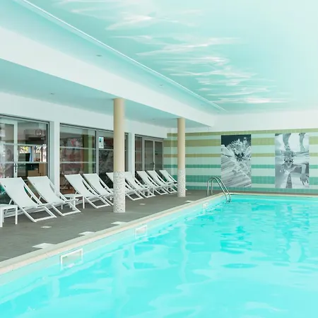 Pierre & Le Domaine Du Bois De La Gree 3* Pornichet