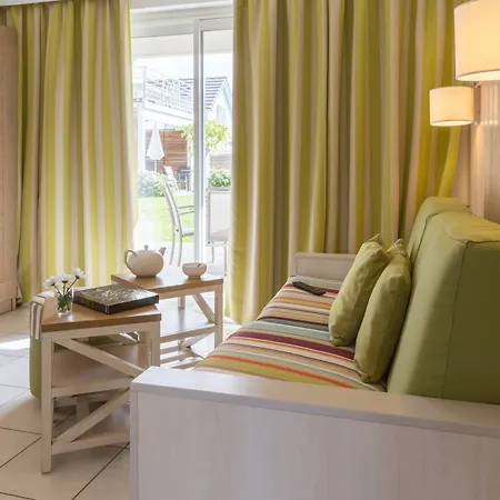 Apart-hotel Pierre & Le Domaine Du Bois De La Gree