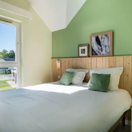 Aparthotel Pierre & Le Domaine Du Bois De La Gree 3*