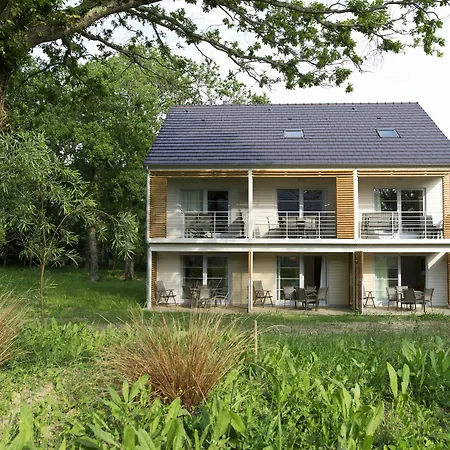 Hotel apartamentowy Pierre & Le Domaine Du Bois De La Gree