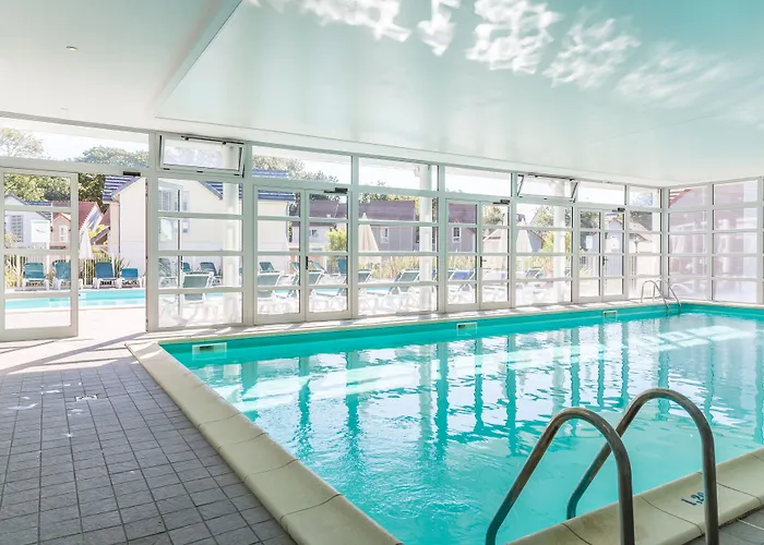 Aparthotel Pierre & Le Domaine Du Bois De La Gree 3*